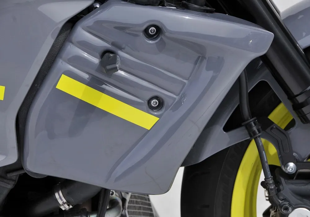 BODYSTYLE Sportsline Kühlerseitenverkleidung ABS Kunststoff grau/rot für YAMAHA MT-10 / SP Neue Kollektion