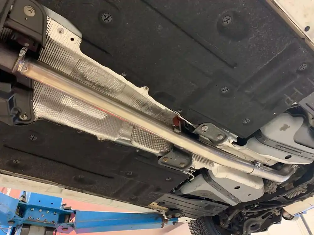 Verbindungsrohr passend für Ford Focus III RS Edelstahl 76mm Online Kaufen