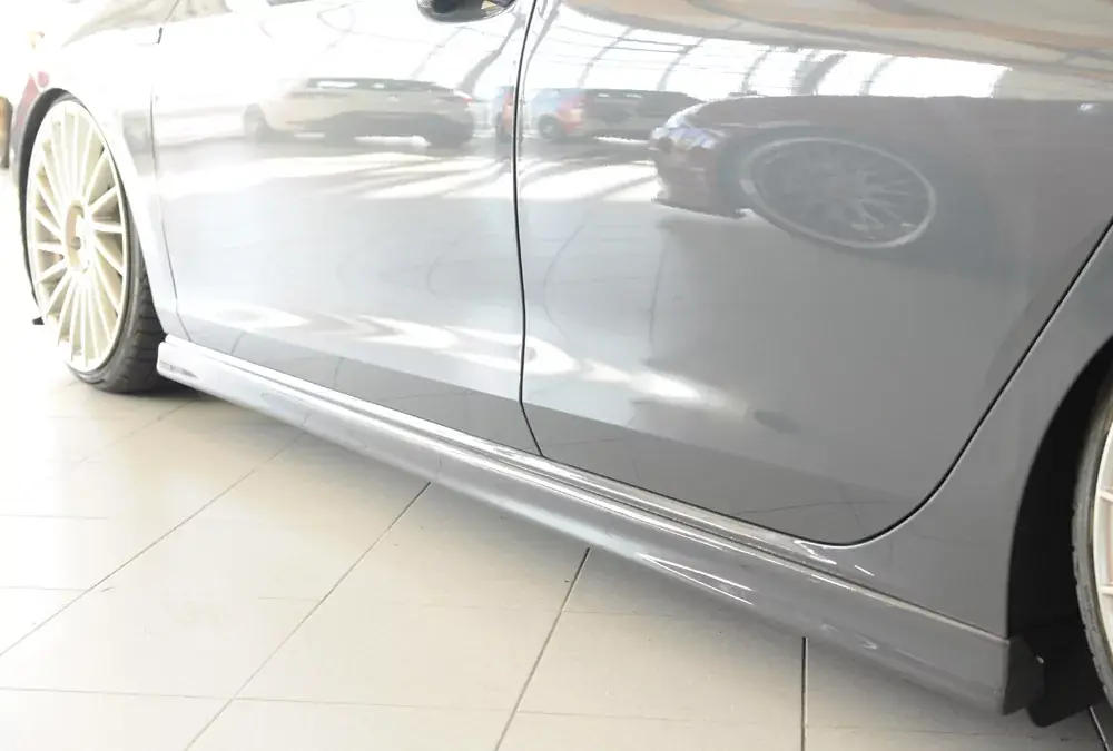 Zertifiziert Rieger Seitenschweller links (XS) passend für VW Golf 8 5-tür. Facelift ab 04/2024