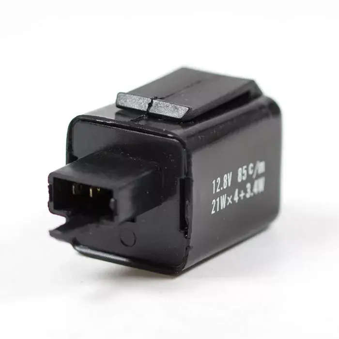 Elektronisches Blinkrelais 2-polig 12V 21W x 3,4W mit 3er Stecker Preisreduziert